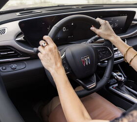 see more photos of the 2025 buick envista avenir