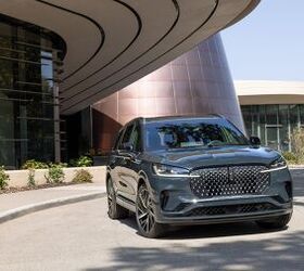 see more photos of the 2025 lincoln aviator