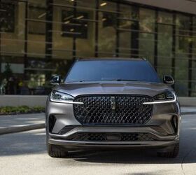 see more photos of the 2025 lincoln aviator