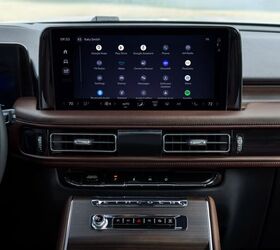 see more photos of the 2025 lincoln aviator