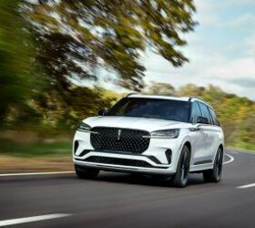 see more photos of the 2025 lincoln aviator