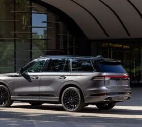 see more photos of the 2025 lincoln aviator