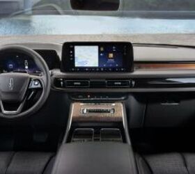 see more photos of the 2025 lincoln aviator