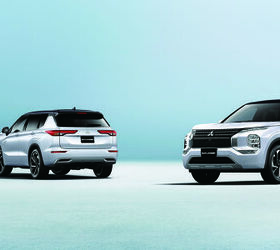 see more photos of the 2026 mitsubishi outlander