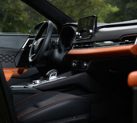 see more photos of the 2026 mitsubishi outlander