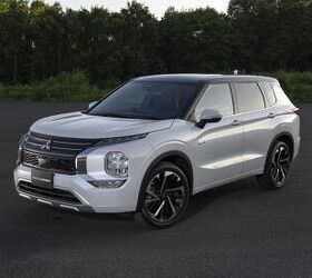 see more photos of the 2026 mitsubishi outlander