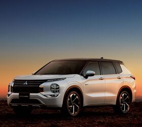 see more photos of the 2026 mitsubishi outlander