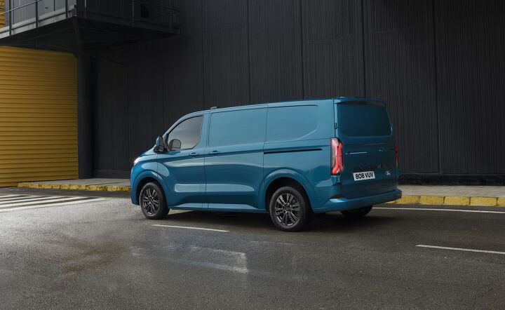 ford promises breakthrough on electric vehicles