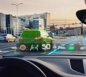 the features higher end car buyers want the most, Head up Display