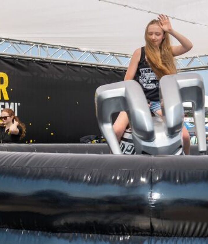 ram-ceo-claims-mechanical-bull-was-stolen-but-law-enforcement-isn-t-buying-it tacika.ru