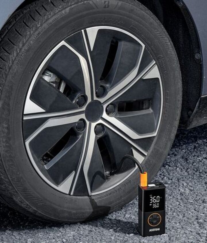 you-need-these-two-compact-tools-for-your-car tacika.ru