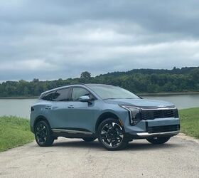 see more photos of the 2026 kia sportage hybrid