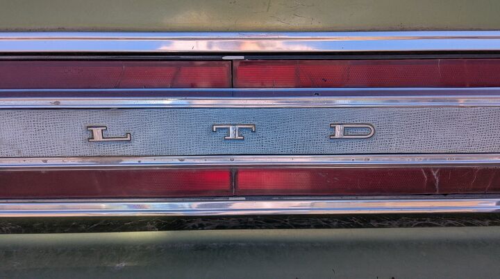 junkyard find 1976 ford ltd 4 door pillared hardtop