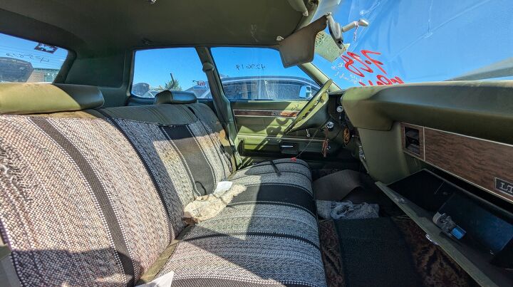 junkyard find 1976 ford ltd 4 door pillared hardtop