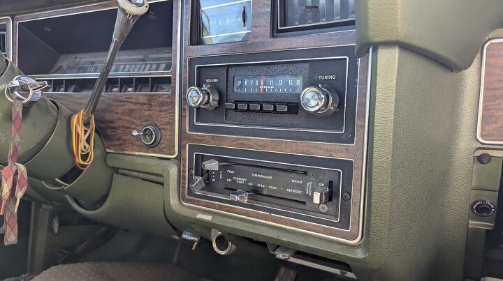 junkyard find 1976 ford ltd 4 door pillared hardtop