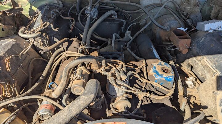 junkyard find 1976 ford ltd 4 door pillared hardtop