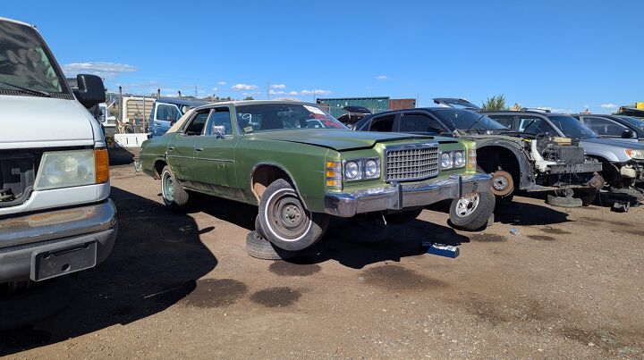 junkyard find 1976 ford ltd 4 door pillared hardtop