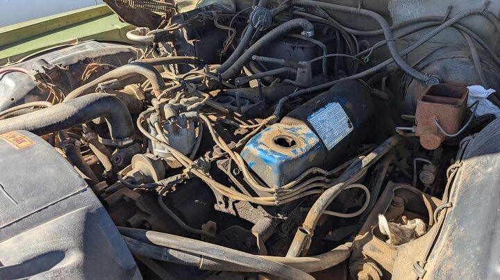 junkyard find 1976 ford ltd 4 door pillared hardtop
