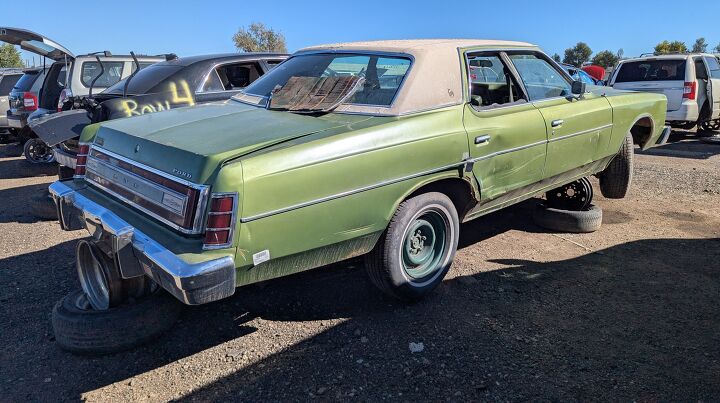 junkyard find 1976 ford ltd 4 door pillared hardtop