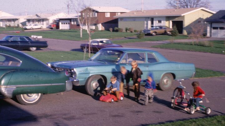 junkyard find 1976 ford ltd 4 door pillared hardtop