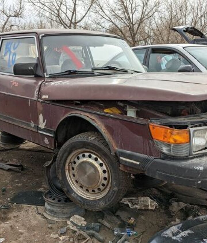 junkyard find 1985 saab 900 3 door hatchback
