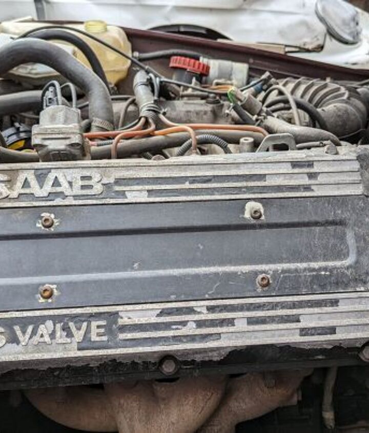 junkyard find 1985 saab 900 3 door hatchback