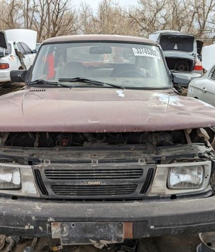 junkyard find 1985 saab 900 3 door hatchback