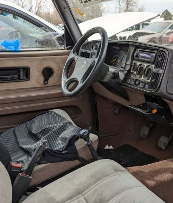 junkyard find 1985 saab 900 3 door hatchback