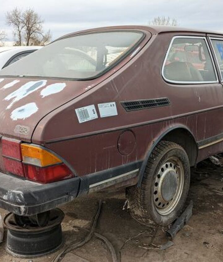 junkyard find 1985 saab 900 3 door hatchback