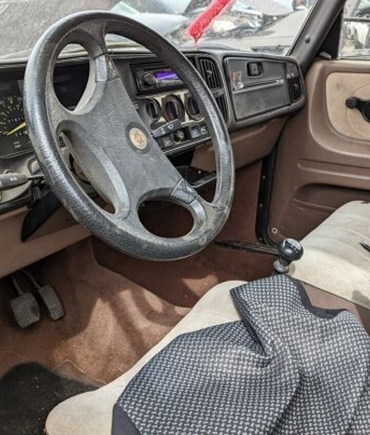 junkyard find 1985 saab 900 3 door hatchback