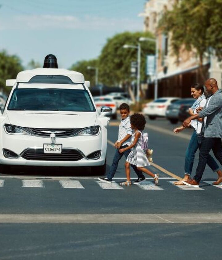nhtsa investigating waymo self driving cabs after school bus incident