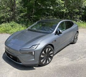 see more photos of the 2025 polestar 4