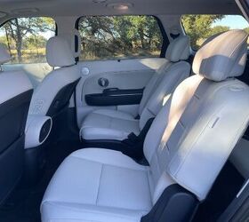 see more photos of the 2026 hyundai palisade hybrid