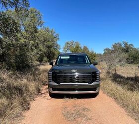 see more photos of the 2026 hyundai palisade hybrid