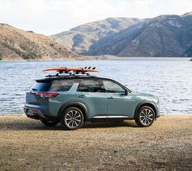 see more photos of the 2026 nissan pathfinder