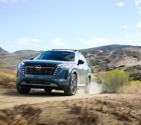 see more photos of the 2026 nissan pathfinder