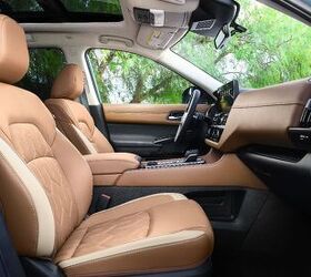 see more photos of the 2026 nissan pathfinder