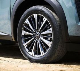 see more photos of the 2026 nissan pathfinder