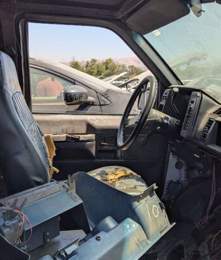 junkyard find 1991 chevrolet astro cargo van with 425 127 miles