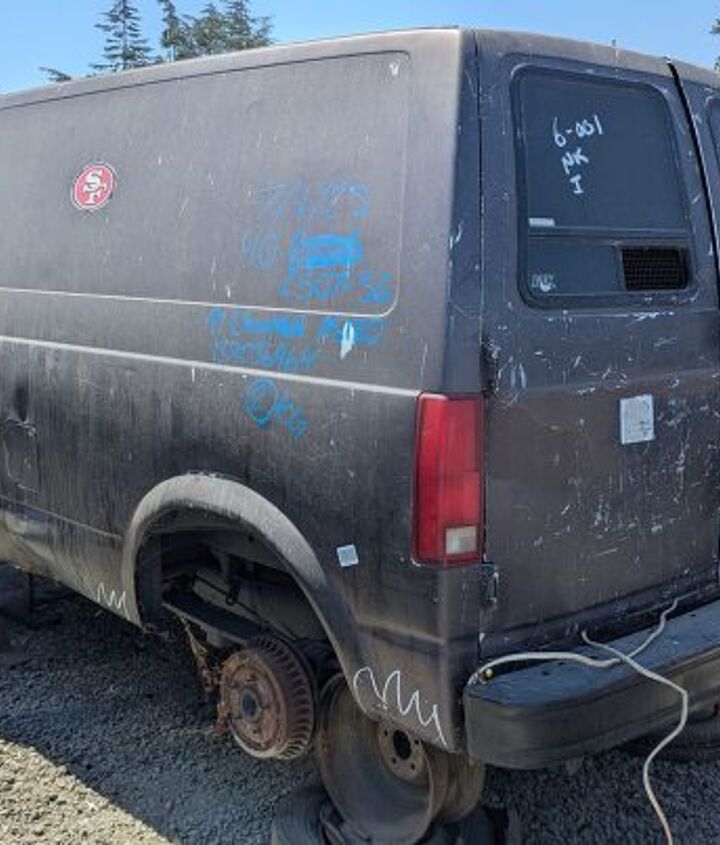 junkyard find 1991 chevrolet astro cargo van with 425 127 miles