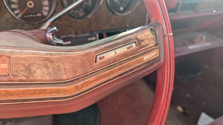 junkyard find 1976 ford elite