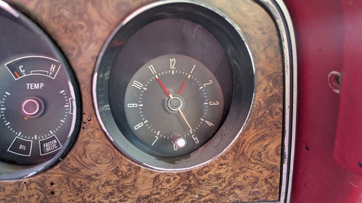 junkyard find 1976 ford elite