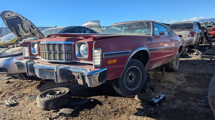 junkyard find 1976 ford elite