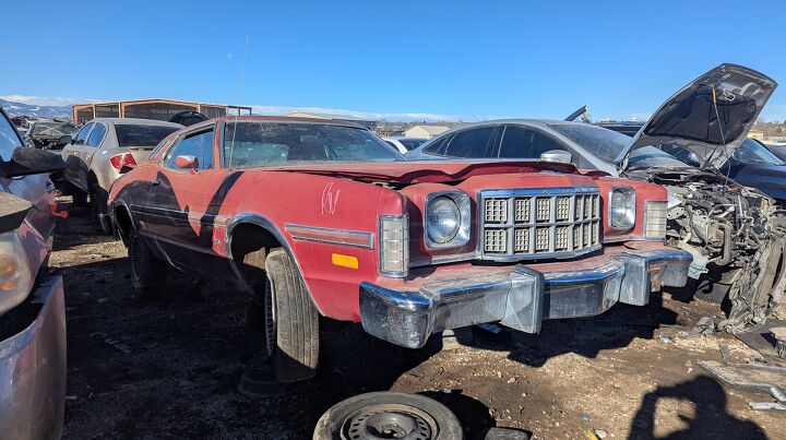 junkyard find 1976 ford elite