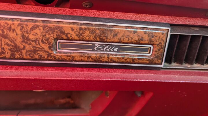 junkyard find 1976 ford elite