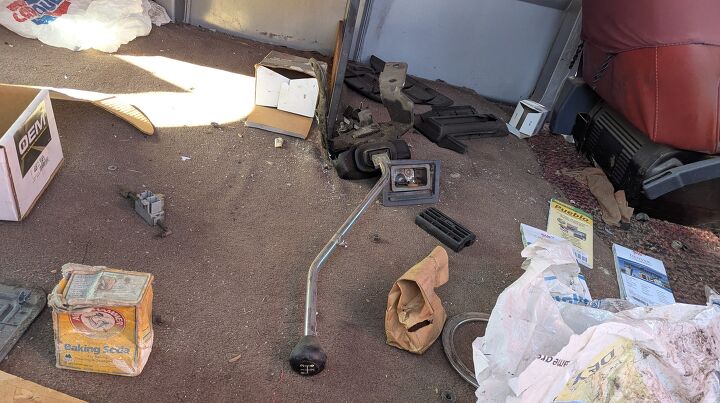 junkyard find 1985 ford econoline with 4 on the floor manual