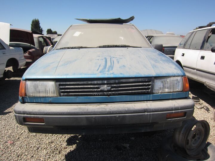 junkyard find 1986 chevrolet spectrum hatchback