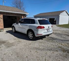 used car of the day 2013 volkswagen touareg vr6