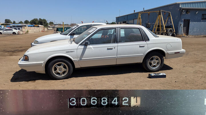 junkyard find 1993 oldsmobile cutlass ciera s with 306 842 miles