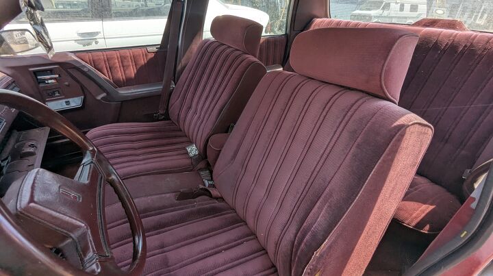 junkyard find 1993 oldsmobile cutlass ciera s with 306 842 miles